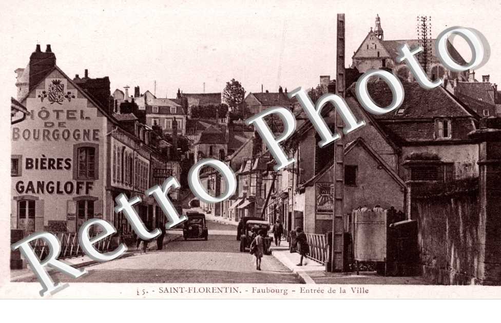 Faubourg, entree de la Ville
