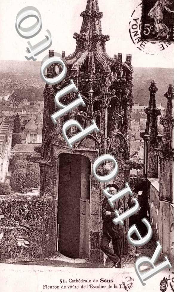 Cathedrale - Fleuron de voute