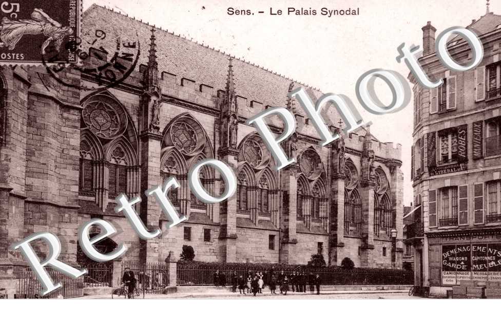 le palais Synodal