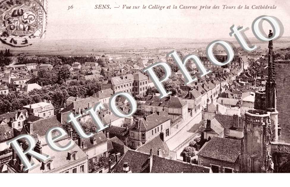 vue sur le College et la Caserne