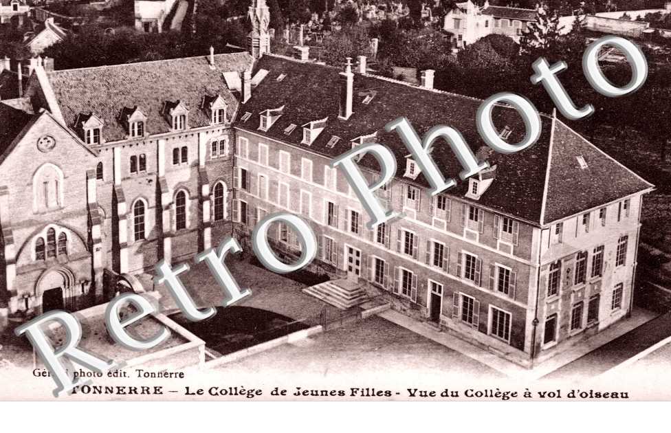 le College de Jeunes Filles