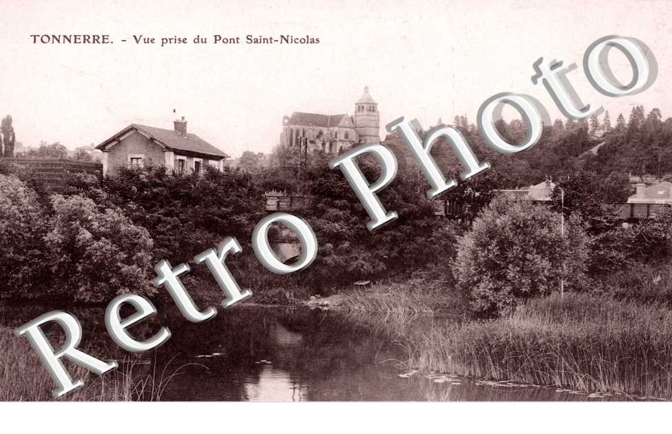 vue prise du pont Saint Nicolas