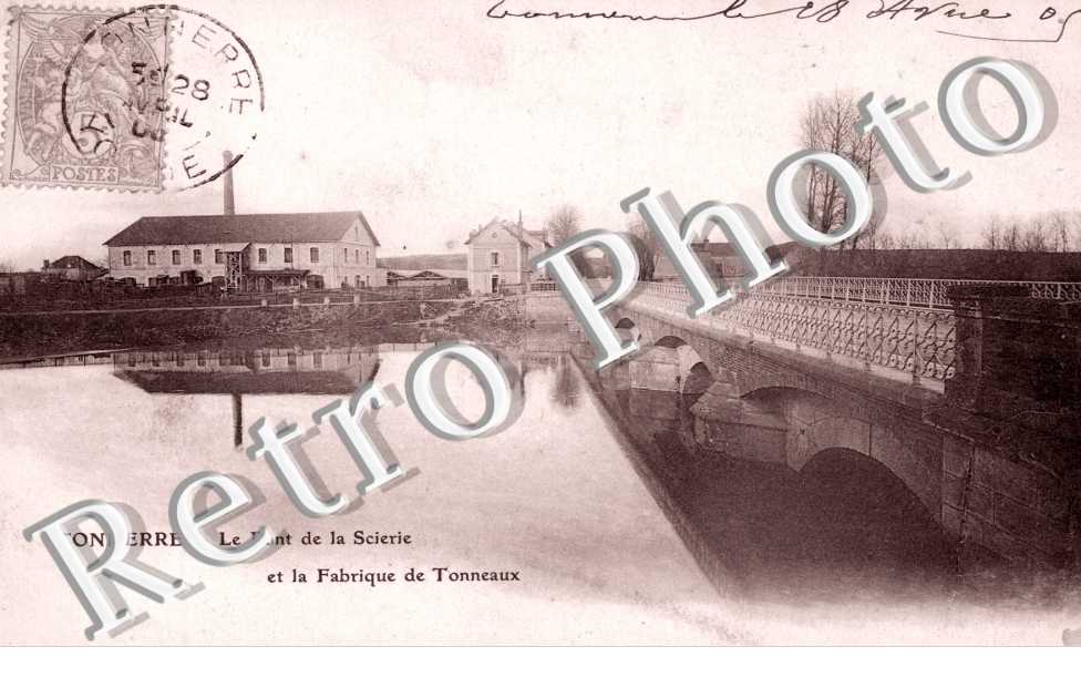 le Pont de la Scierie et la Fabrique de Tonneaux