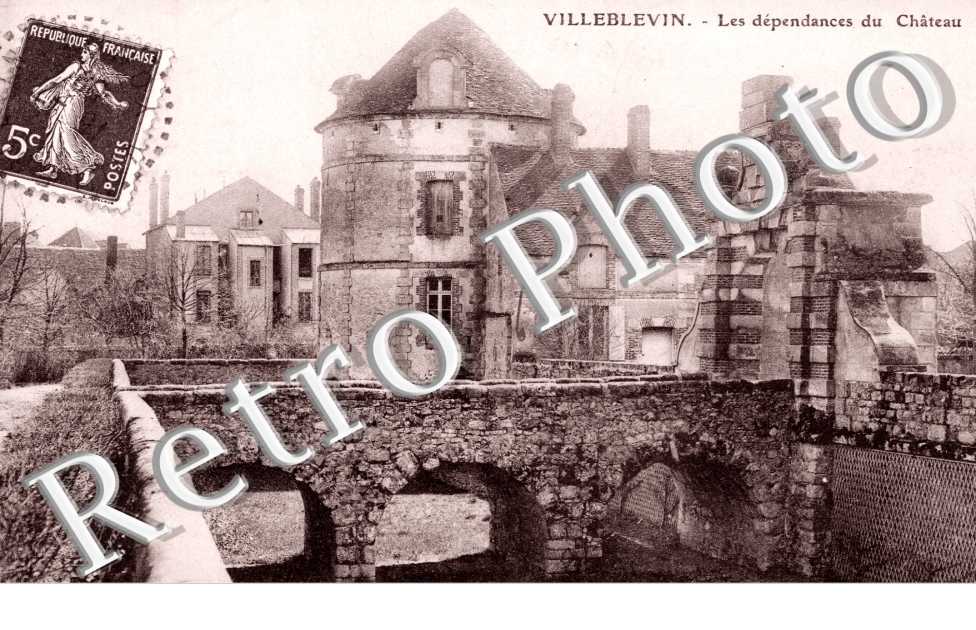 Les dependances du chateau