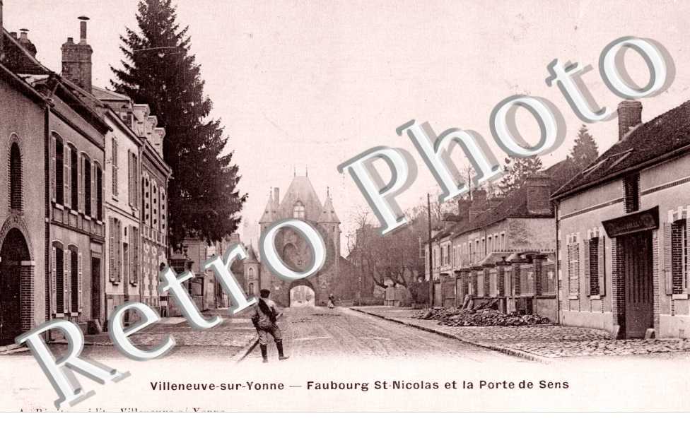 le Faubourg Saint-Nicolas et la Porte des Sens