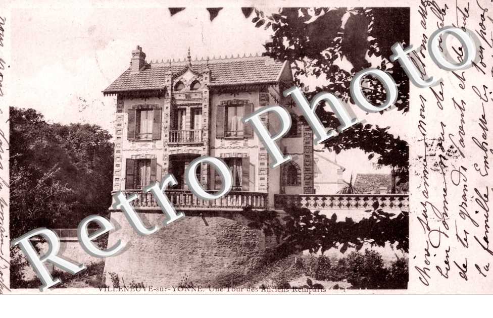 Une Tour des Anciens Remparts