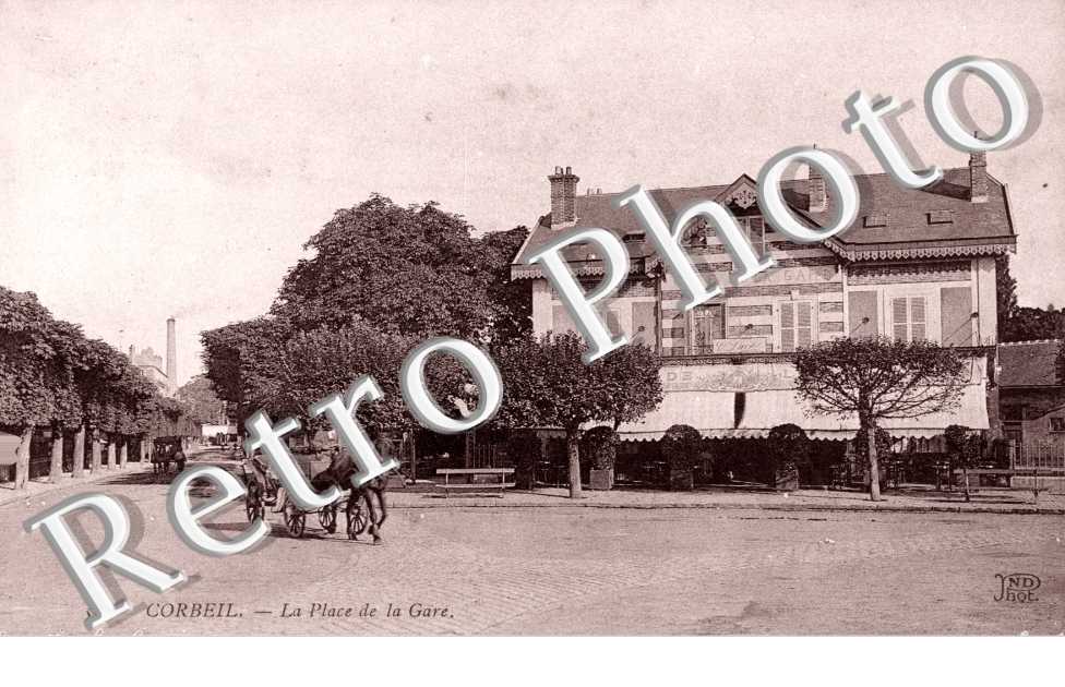 La Place de la Gare