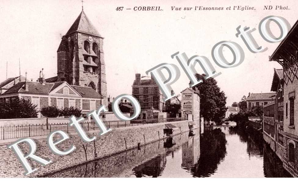 vue sur l&#039;Essonnes et l&#039;eglise