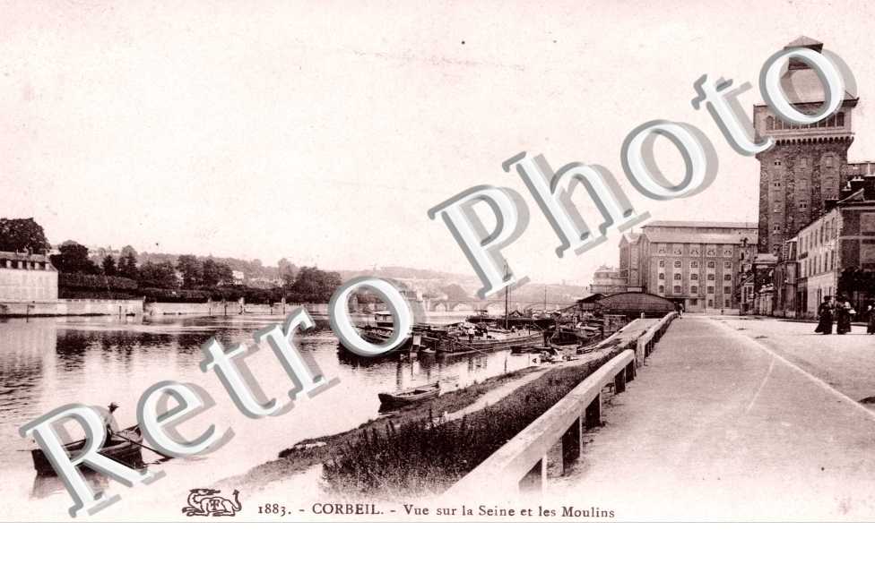 Vue sur la Seine et les Moulins