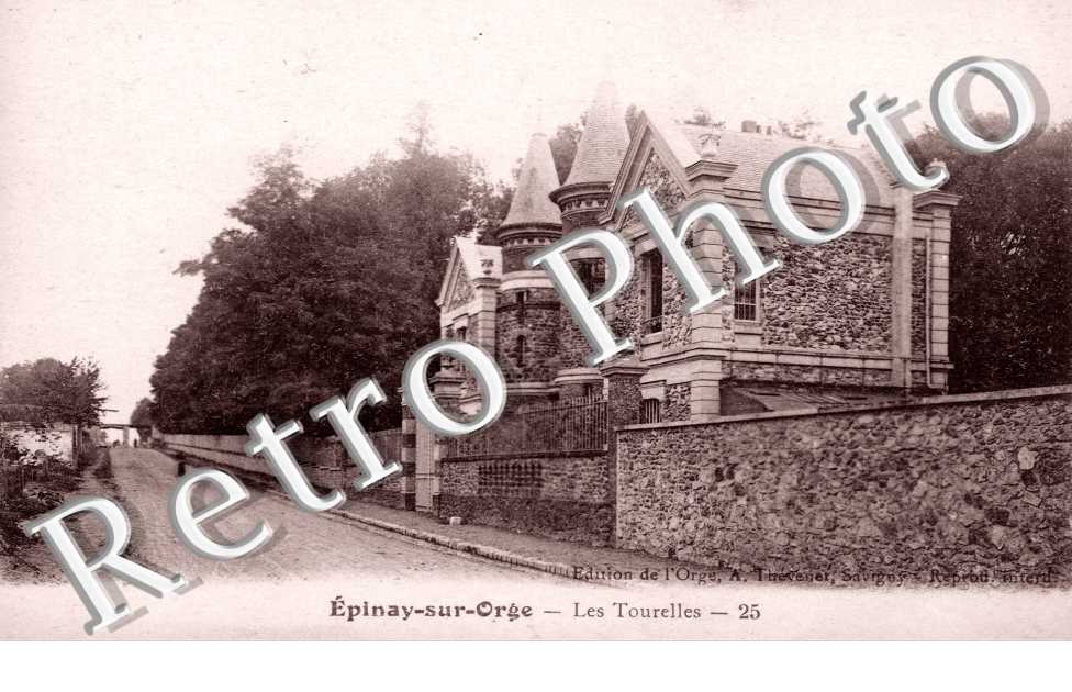 Les Tourelles