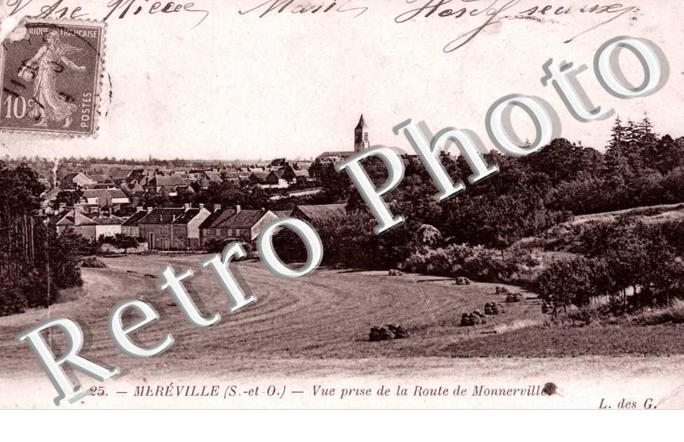 Vue prise de la Route de Monnerville