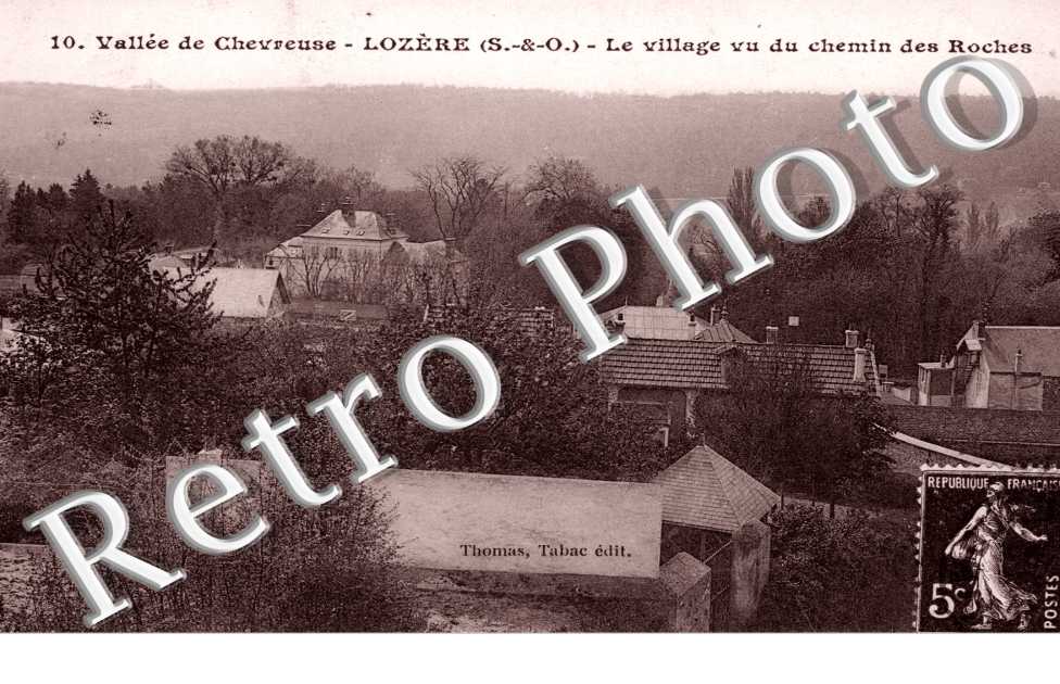 Le Village vu du Chemin des Roches