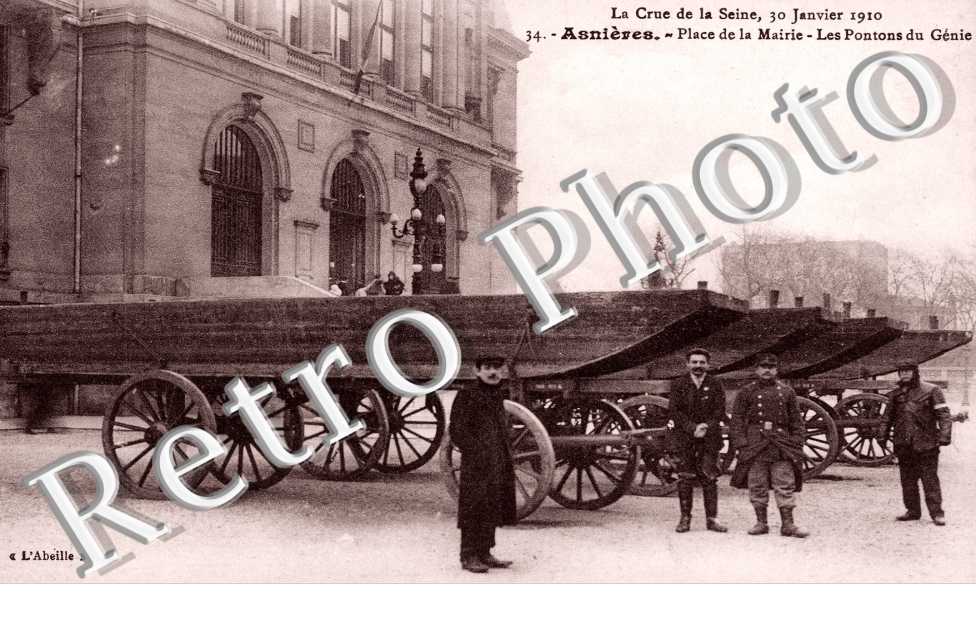 Inondations de janvier 1910, Place de la Mairie, les Pontons du Genie