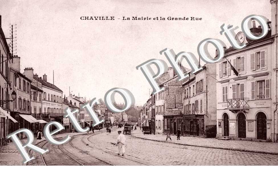 la Mairie et la Grande Rue