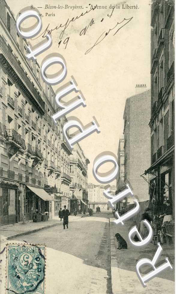 Becon les Bruyeres, Avenue de la Liberte