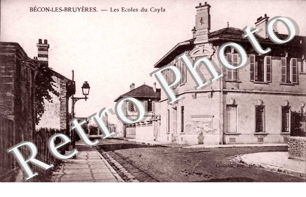 Becon les Bruyeres, les Ecoles du Cayla