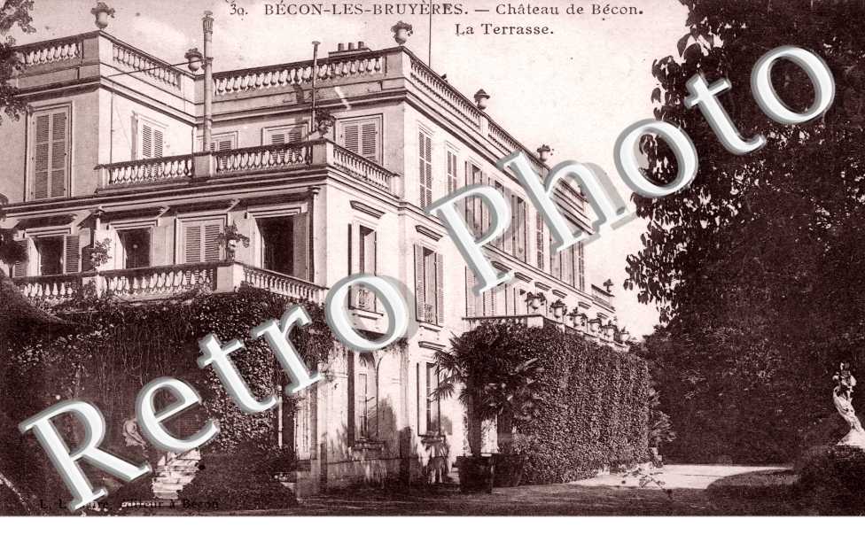 Becon les Bruyeres, Chateau de Becon, la Terrasse