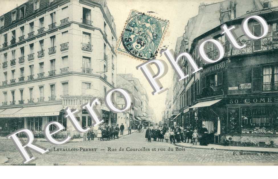 La Rue de Courcelles et Rue du Bois
