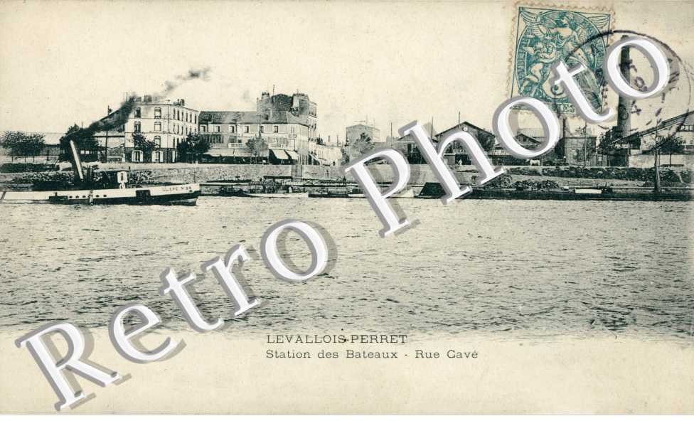 Rue Cave Station des Bateaux