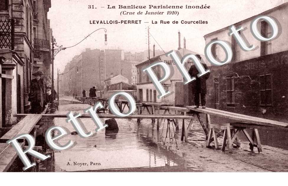 La Rue de Courcelles
