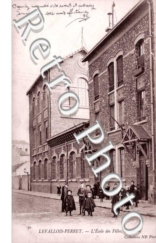 L&#039;Ecole des Filles, Rue Gide