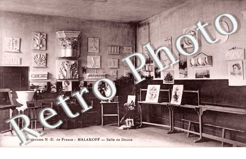 Institution Notre Dame de France, le Salon, Salle de Dessin