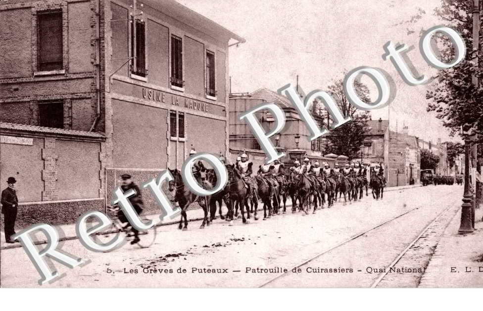LES GREVES patrouille de cuirassiers - Quai national