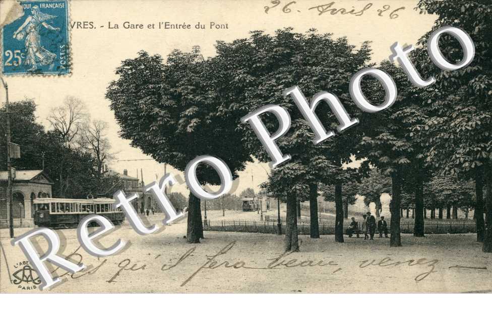 La Gare et l&#039;Entree du Pont