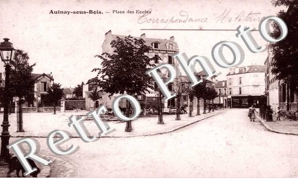  Place des Ecoles