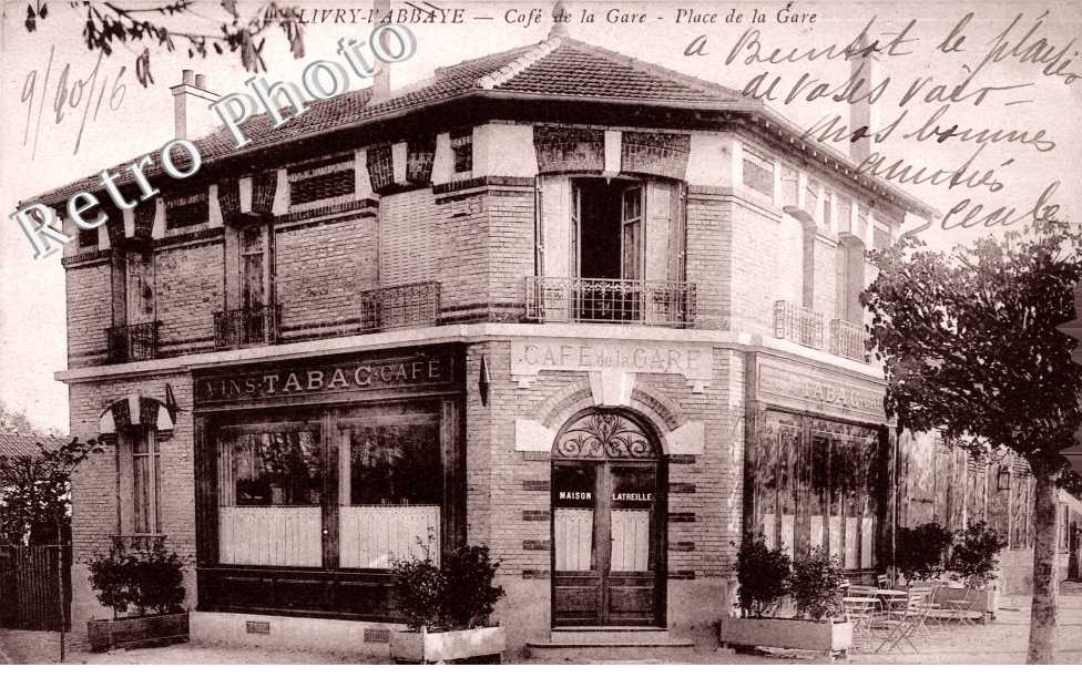 Cafe de la Gare, Place de la Gare