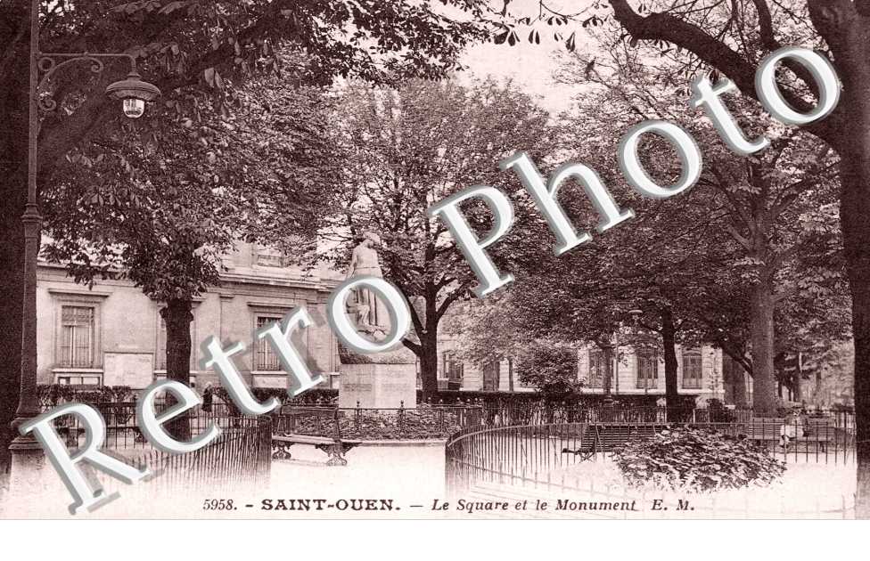 Le Square et le Monument