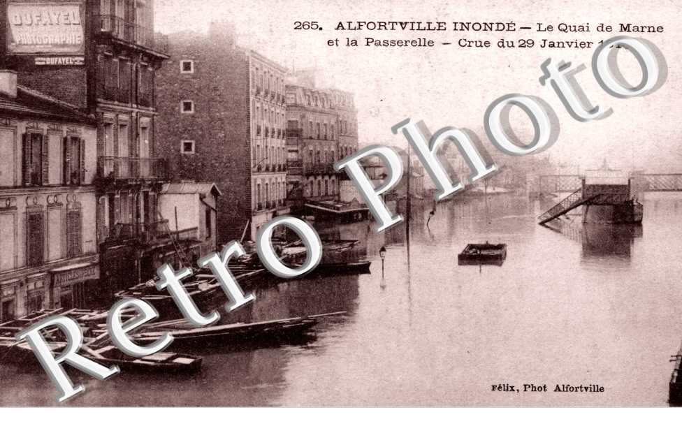 Inondations 1910, Quai de Marne et la Passerelle
