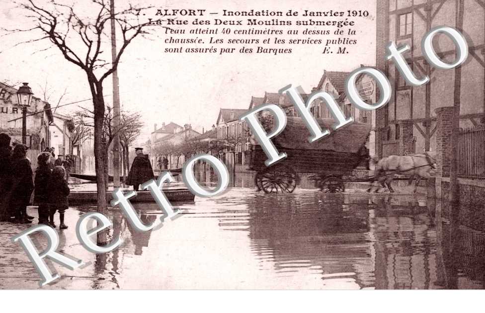 La Crue de la Seine 1910, Rue des Deux Moulins submergee