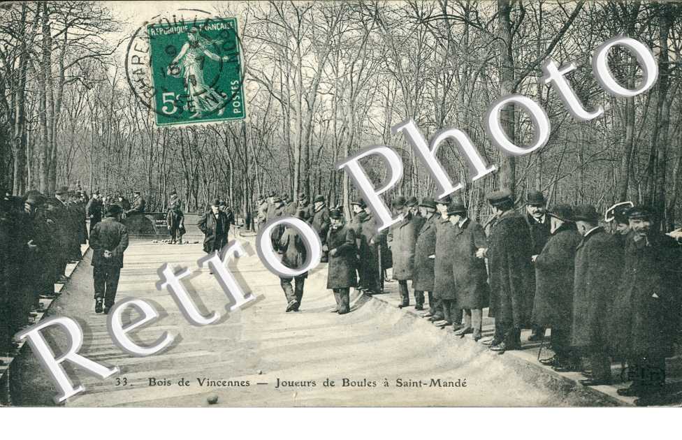 Bois de Vincennes joueurs de boules a St Mande (sport)