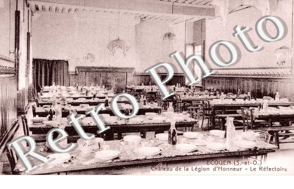 Chateau de la Legion d&#039;Honneur, le Refectoire