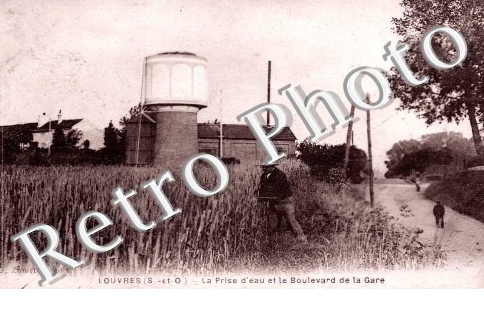 La prise d&#039;eau et le boulevard et la gare
