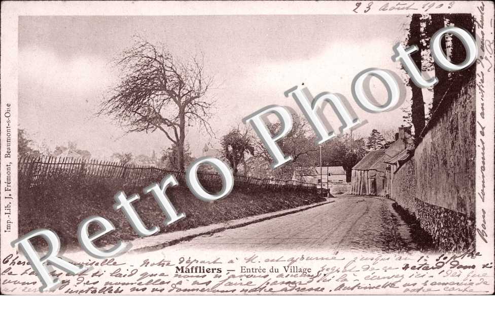 Entree du Village