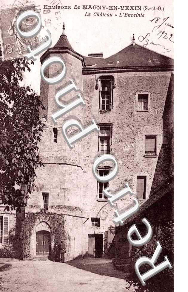 Le Chateau, l&#039;Enceinte