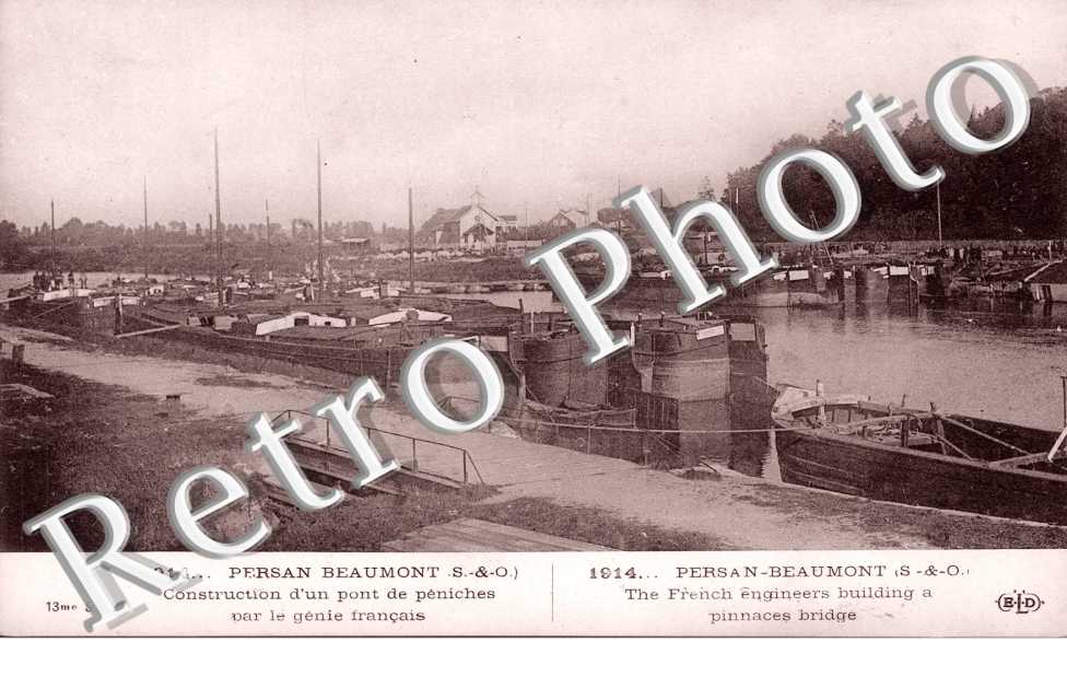 Construction d'un Pont de Peniches par le Genie Francais