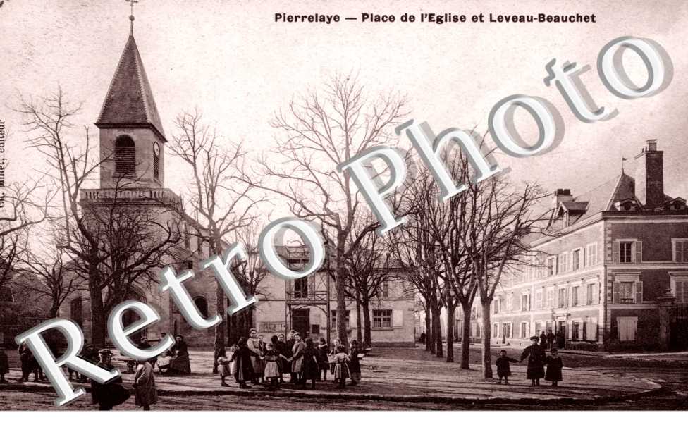 Place de l&#039;Eglise et Leveau Beauchet