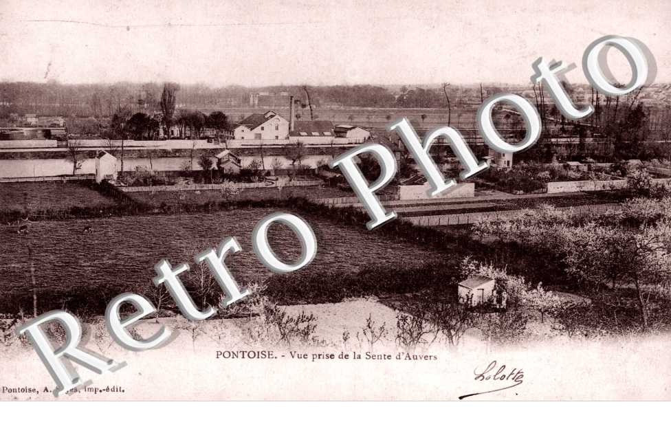 Vue prise de la Sente d&#039;Auvers