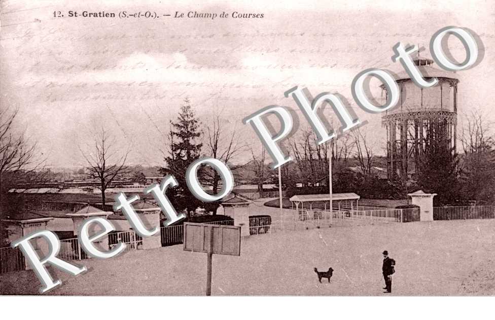 Le Champ de Courses