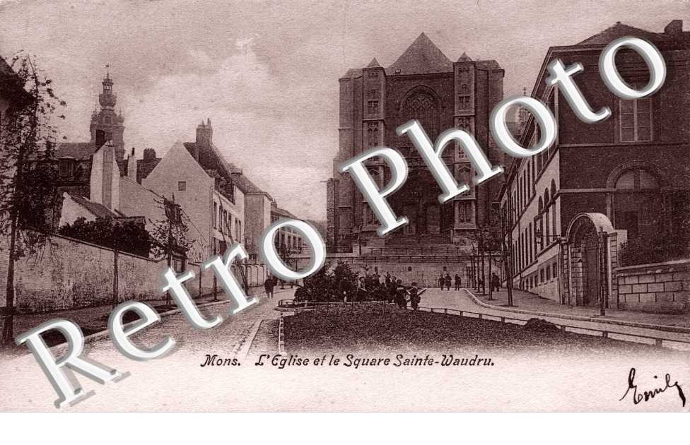 l&#039;eglise et le square Sainte-Waudru