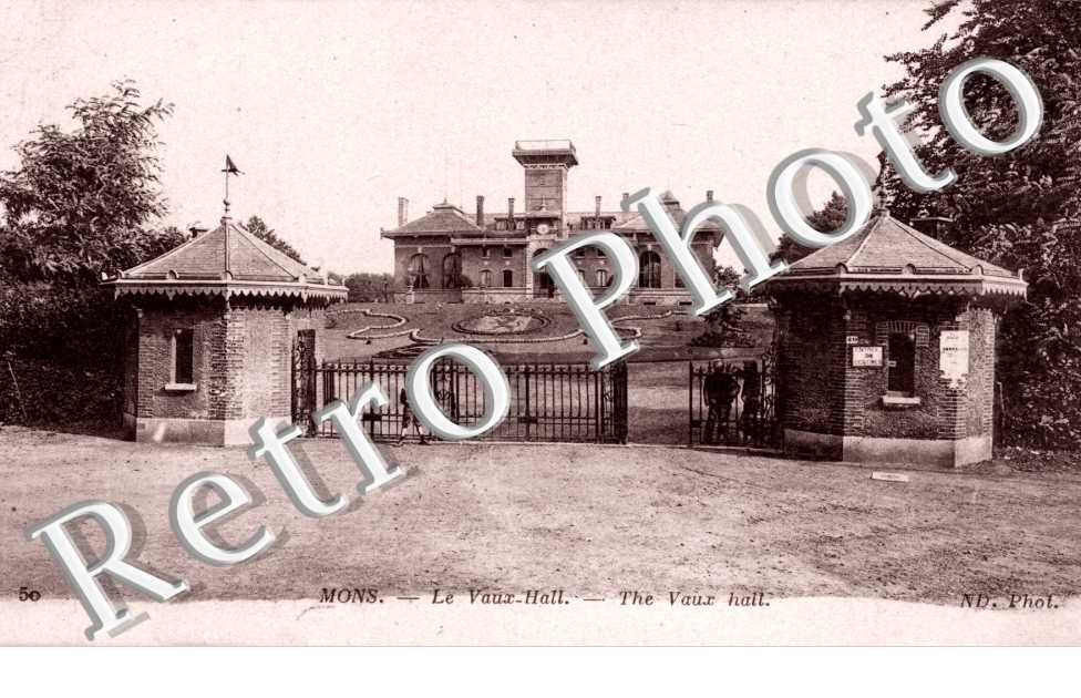 Le Vaux - Hall