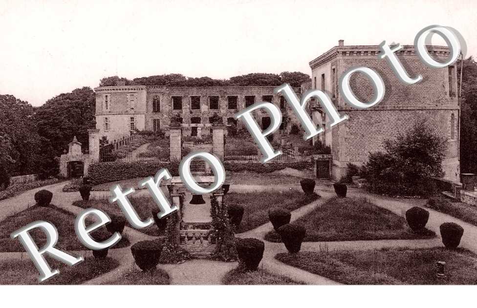 Cour d&#039;Honneur du Castel Sainte Marie