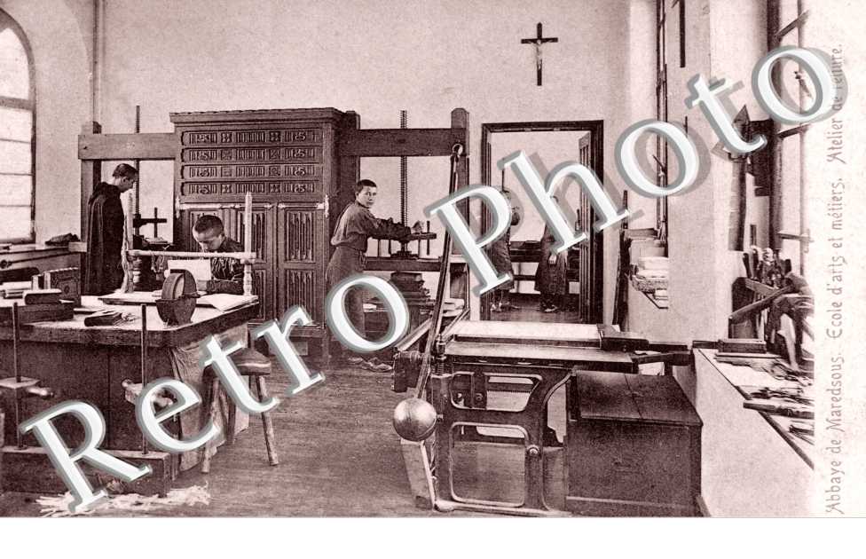 abbaye de Maredsous, ecole d&#039;arts et metiers, atelier de reliure