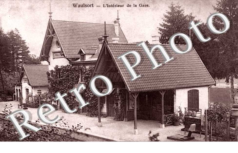 l&#039;interieur de la gare
