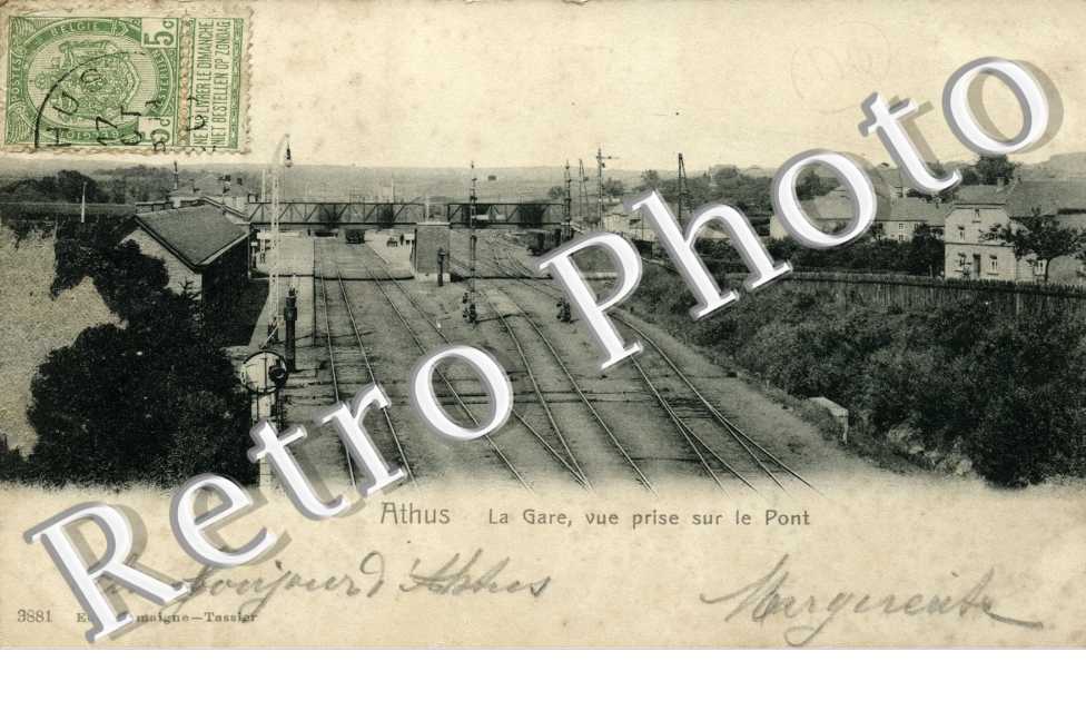 La gare, vue prise sur le pont
