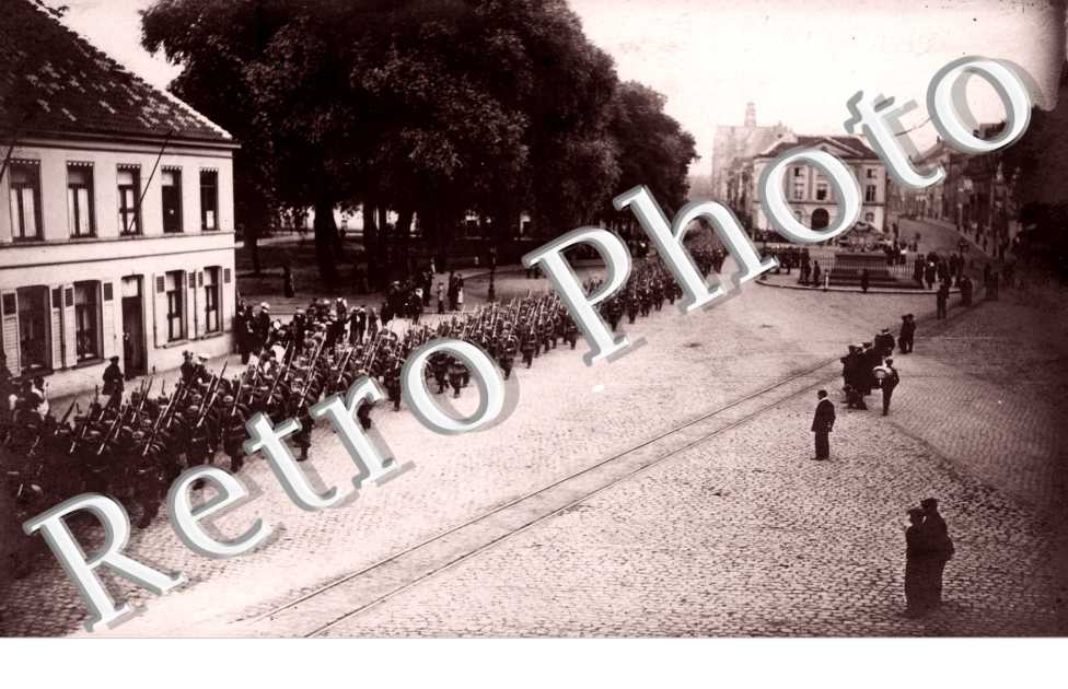 Defile de Militaires