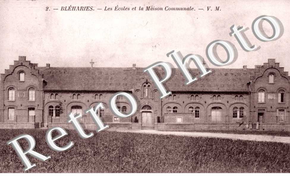 Les Ecoles et la Maison Communale